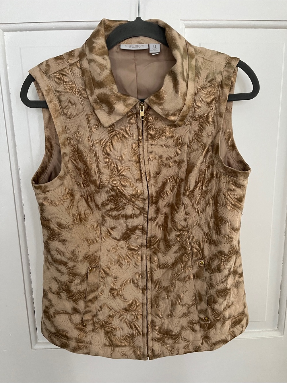 Weekends by Chico’s size 0 equivalent to small